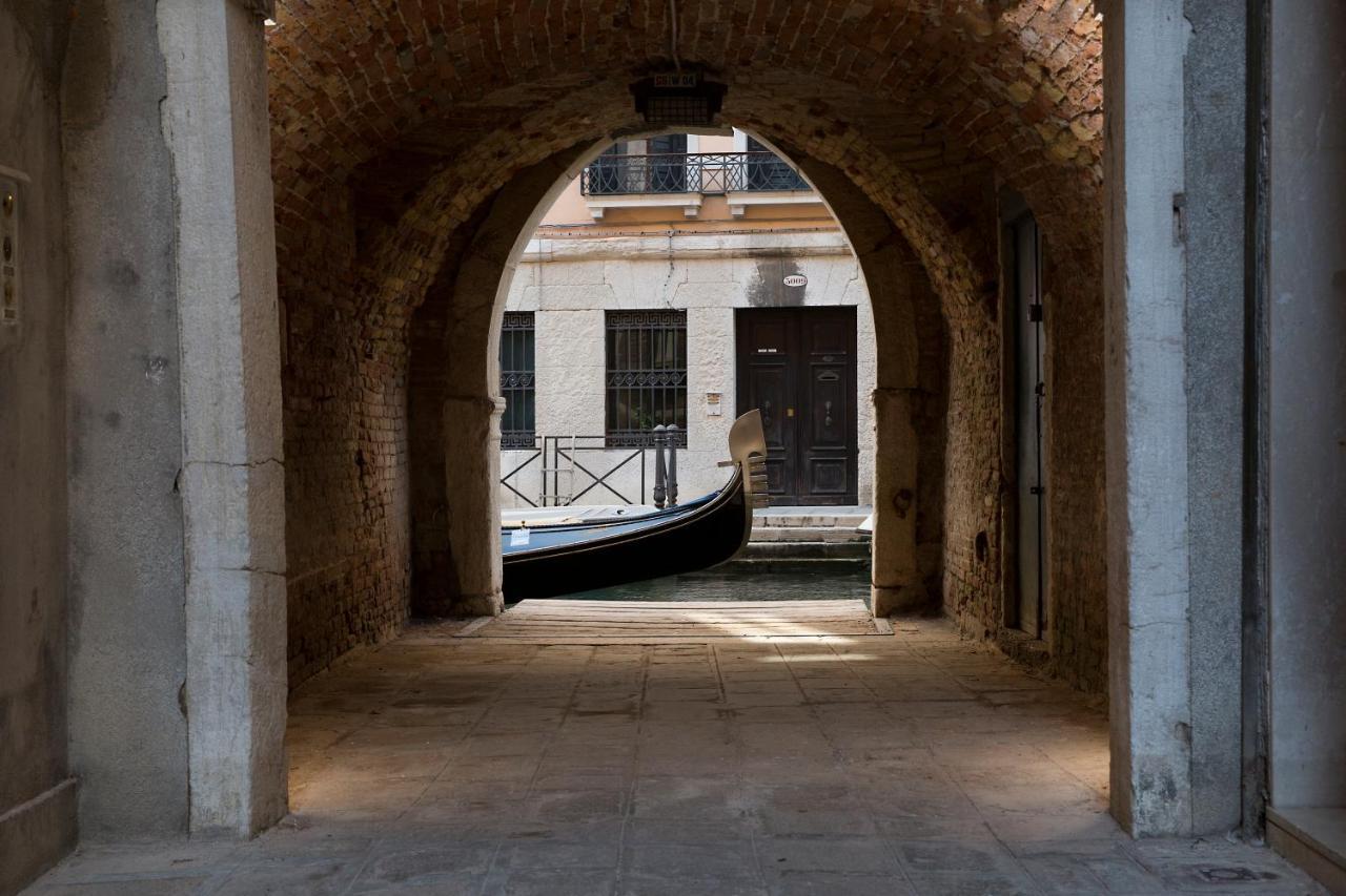 Italiahaus - Ca' Olivo Loft With Canal View In Rialto Apartamento Venecia