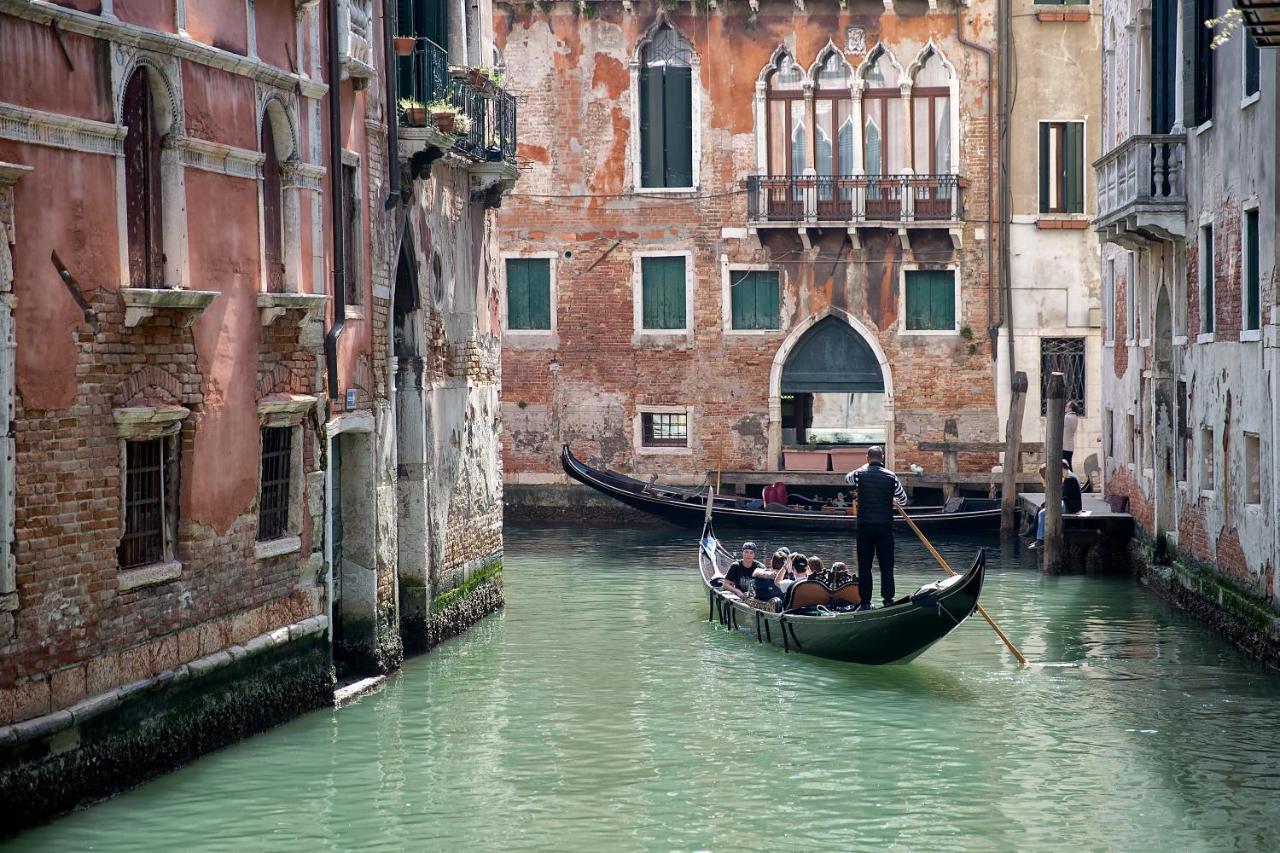 Apartamento Italiahaus - Ca' Olivo Loft With Canal View In Rialto Venecia