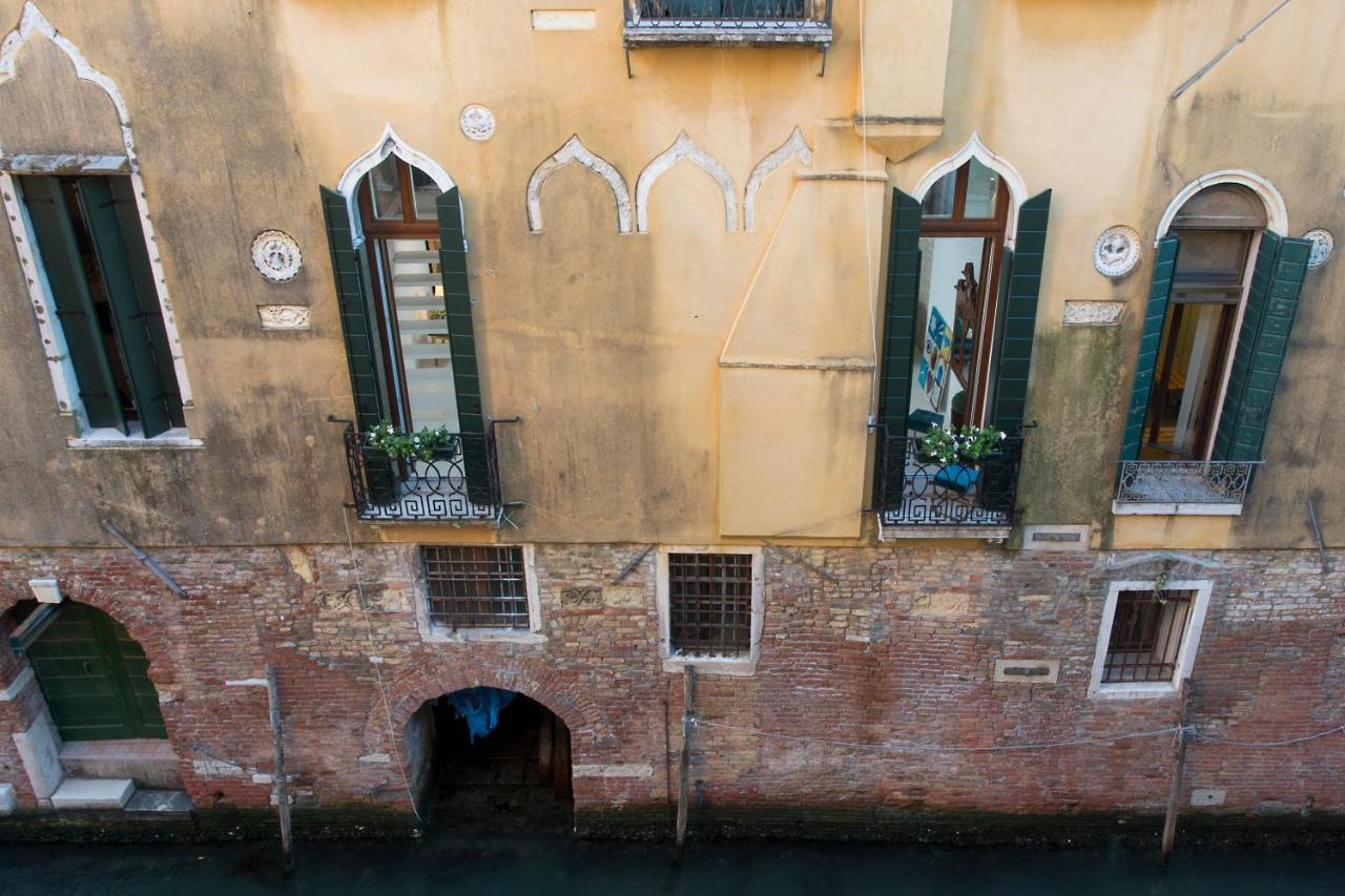 Apartamento Italiahaus - Ca' Olivo Loft With Canal View In Rialto Venecia