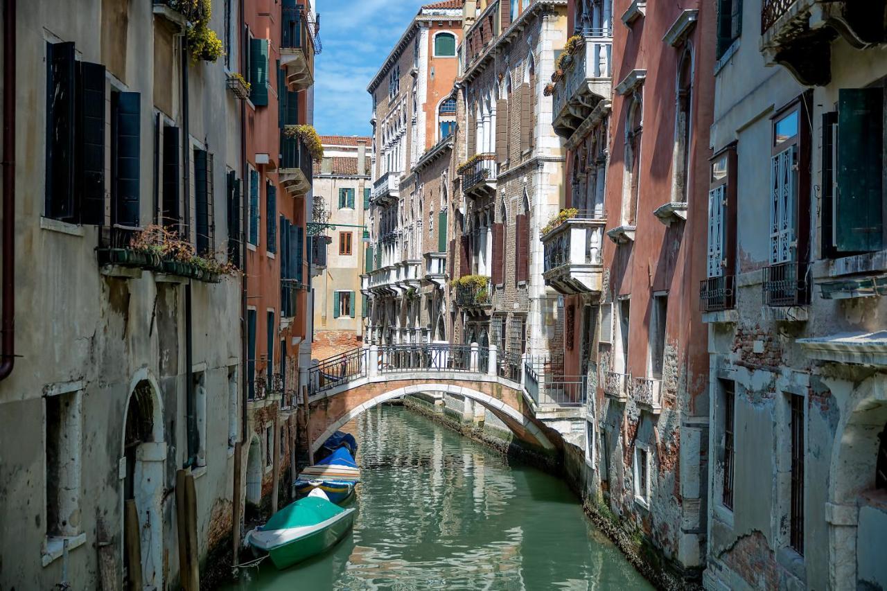 Italiahaus - Ca' Olivo Loft With Canal View In Rialto Venecia