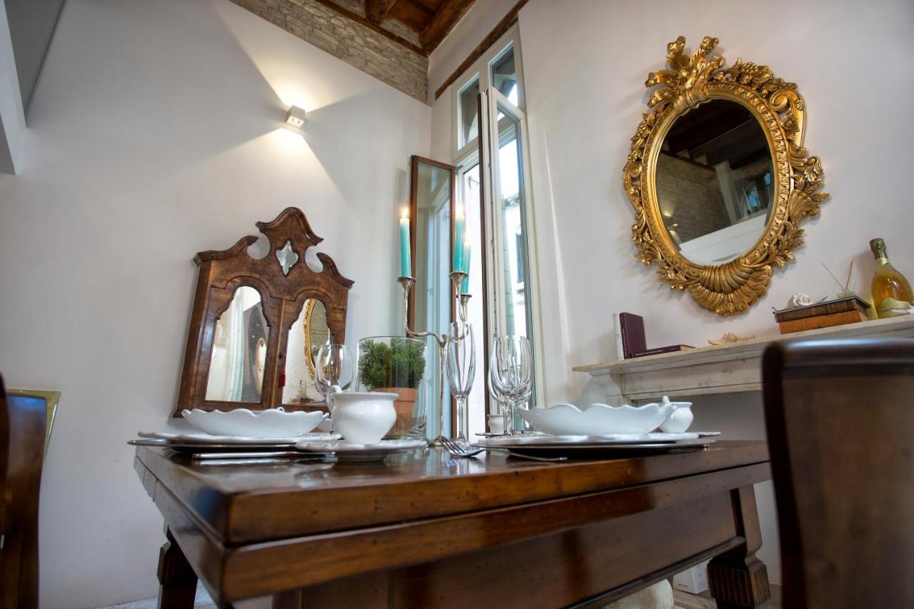 Apartamento Italiahaus - Ca' Olivo Loft With Canal View In Rialto Venecia