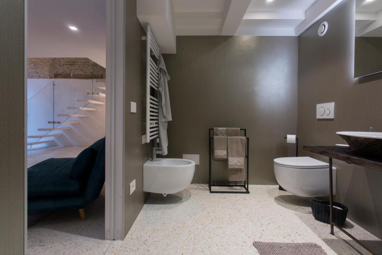 Italiahaus - Ca' Olivo Loft With Canal View In Rialto * Venecia
